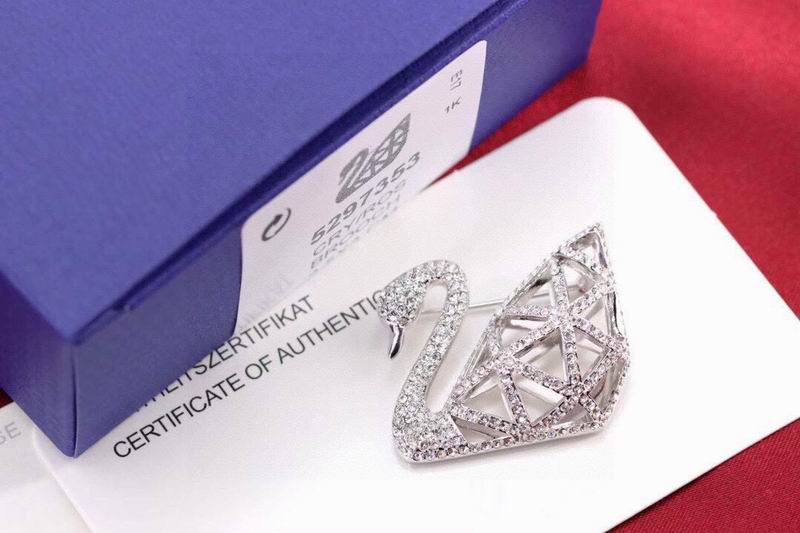 2026 Swarovski Brooch 0625